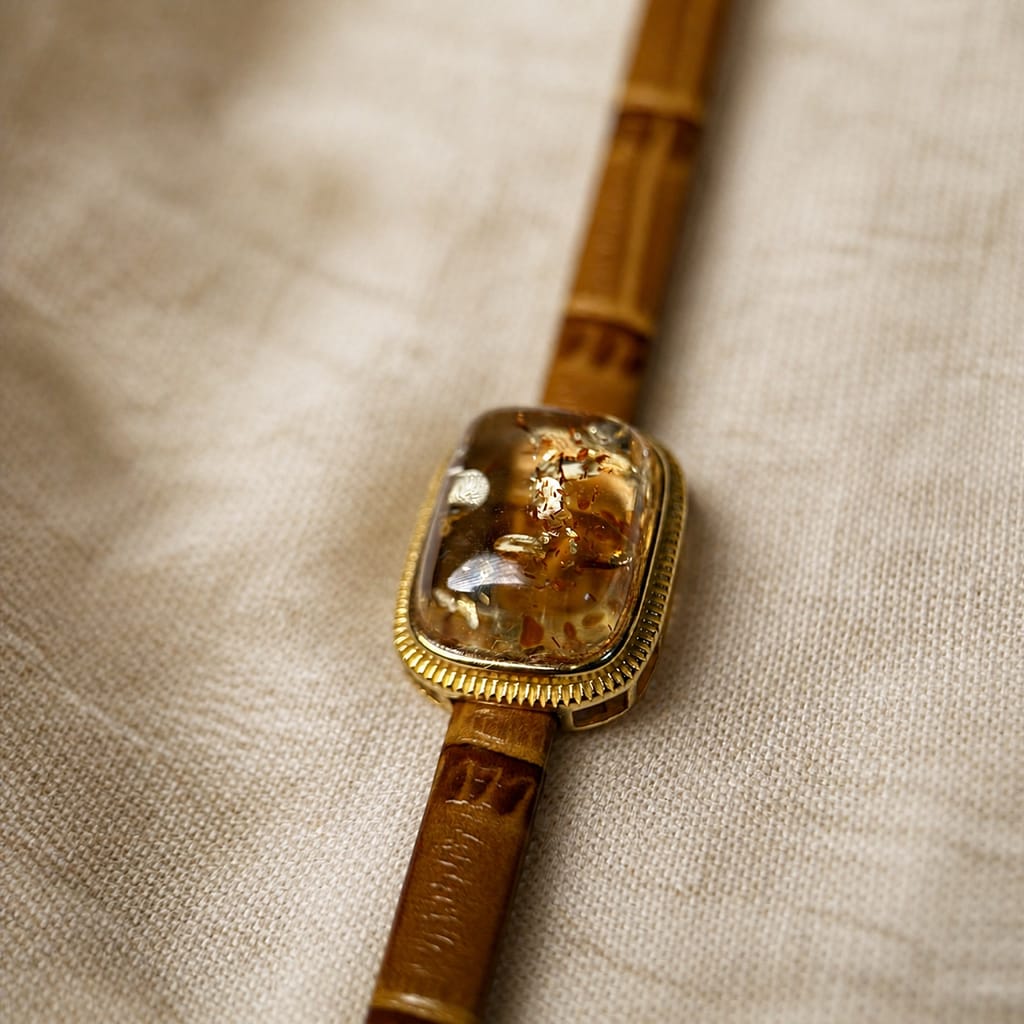 ylare product floweramberbracelet detail 01